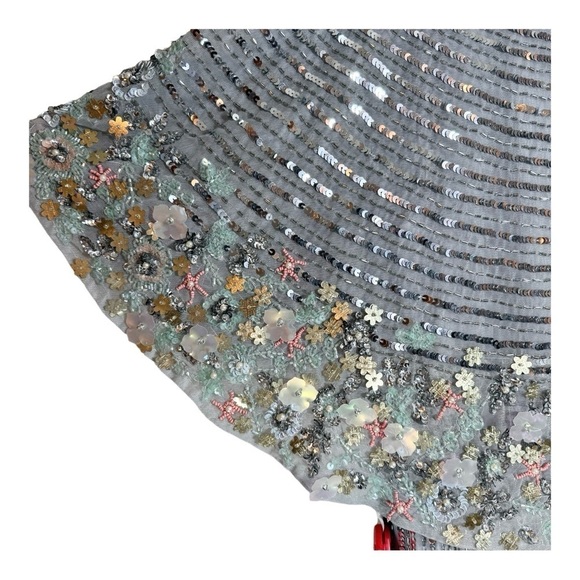 Mac Duggal Sequined V Neck Floral Embellished Cape Sleeve Gown NWT - Picture 7 of 8